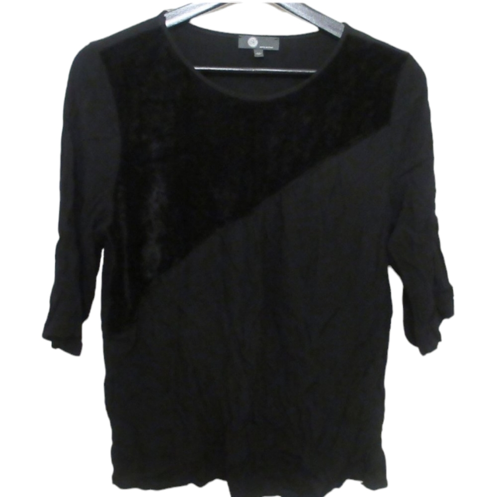 Velvet black top NWOT